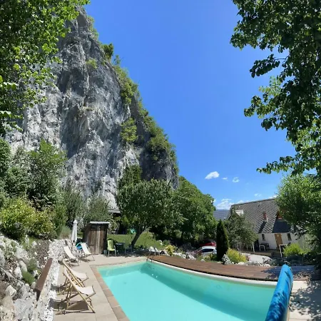 Katricnek Bohinjska Bela