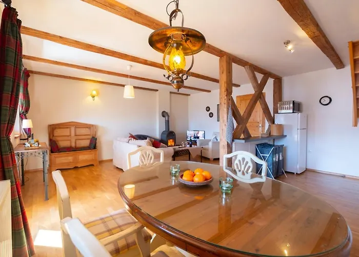 Katricnek Počitniška hiša *